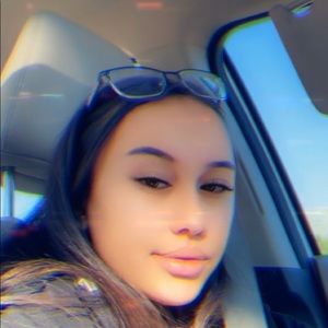 Meet your Posher, Annabelle